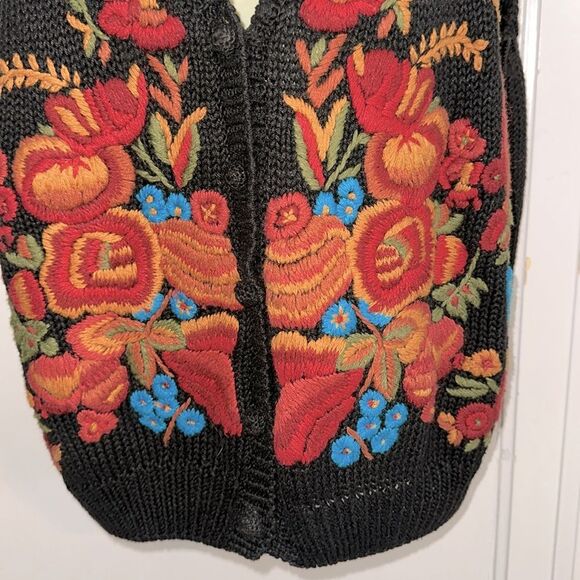 Vintage 80s/90s Knit Stitches Floral Embroidered Black Knit Long Sweater Vest - Picture 3 of 7
